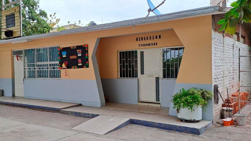 Concluye SCOP reconstrucción de escuelas dañadas por sismo en Apatzingán thumbnail