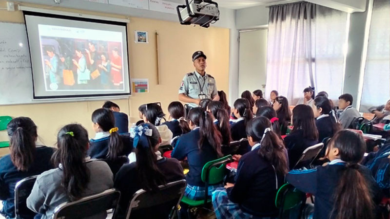 En Puebla, Guardia Nacional da pláticas sobre ciberseguridad en escuelas primarias y secundarias thumbnail