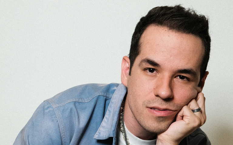 Edgar Barrera crece a paso firme acumula 13 nominaciones al Grammy Latino thumbnail