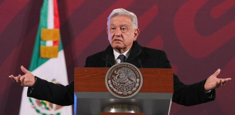 AMLO prepara iniciativa para desaparecer el INAI y Cofece, entre otros thumbnail